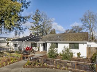 285 Alexandria Ct, Healdsburg, CA