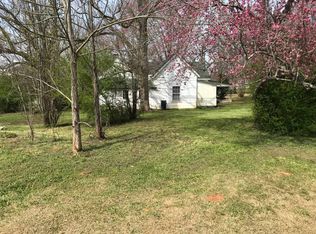 53 6th St, Carlton, GA 30627