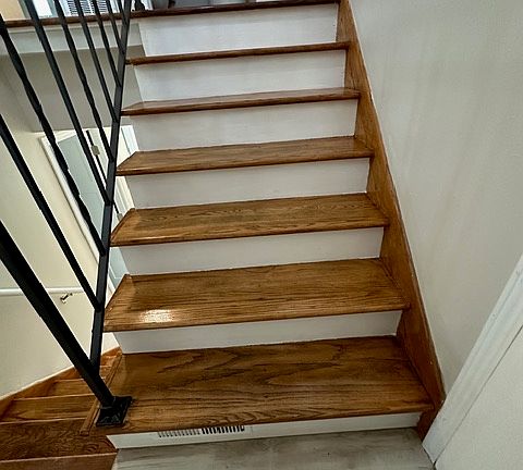 5th image of 15476 Pennock Ln