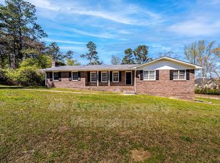 397 Village Rd, Grayson, GA 30017