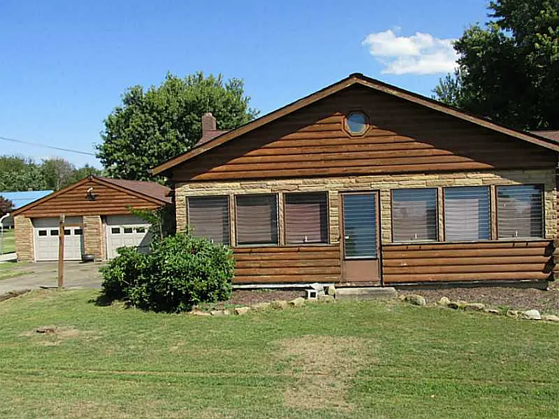 253 Thornton Rd photo 1