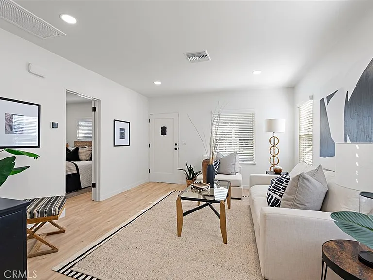 267 Olive St — Photo 6
