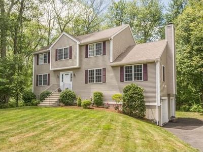 4 Commonwealth Ave, Auburn, MA, 01501