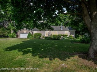 11487 N Meridian Rd, Pleasant Lake, MI 49272
