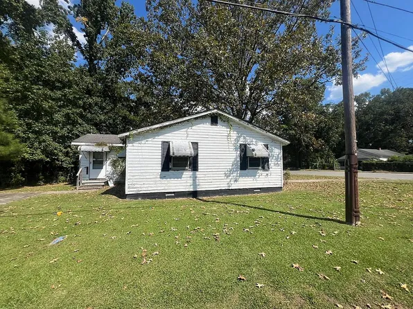 400 E Green St, Robersonville, NC 27871