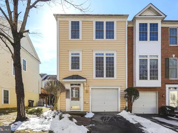 4040 Fairfax Center Hunt Trl, Fairfax, VA 22030