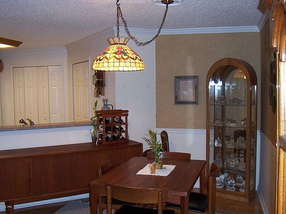 5th image of 500 Sandiron Cir Unit 512