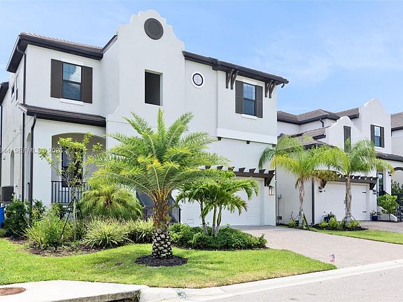 3rd image of 1112 Seagrape Dr