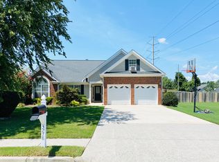 3278 Woodtree Ln, Buford, GA 30519