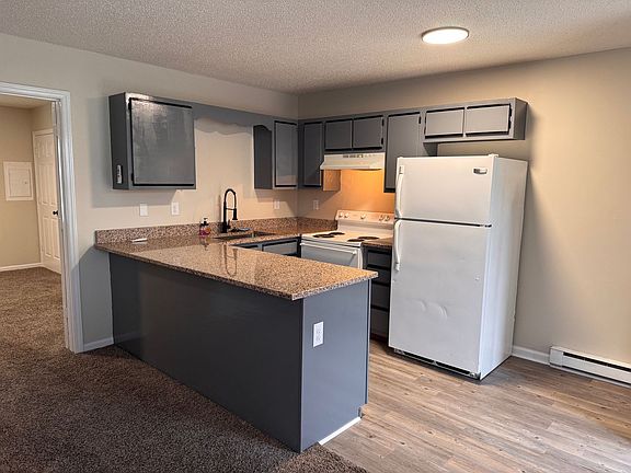 4th image of 624 Sunset Ave APT A