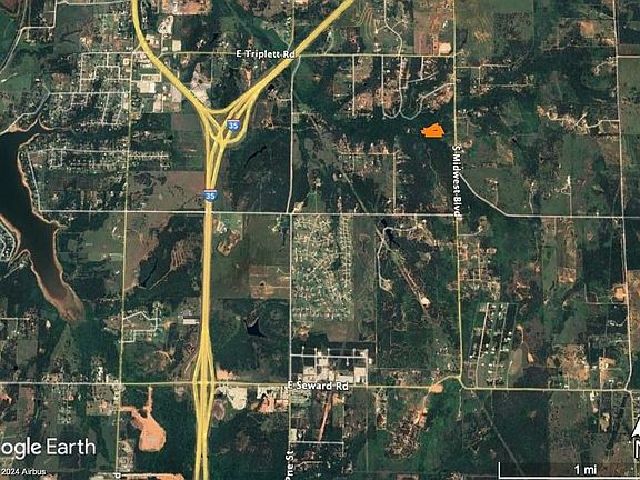 4th image of 2705 Thornbrush Trl #13 & 14
