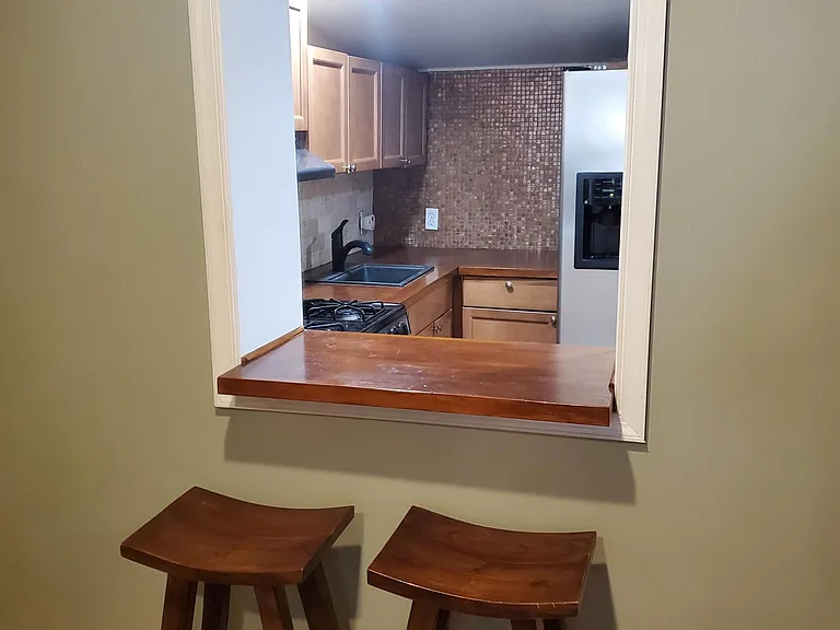 414 E Flora St — Photo 22