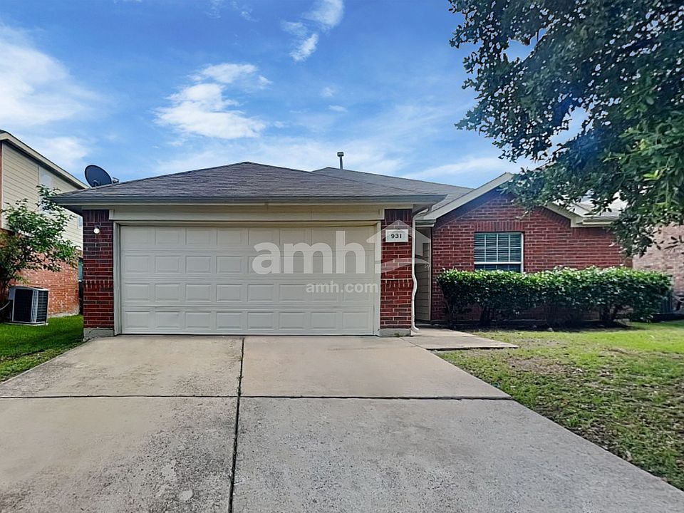 1st image of 931 Wood Brook Dr