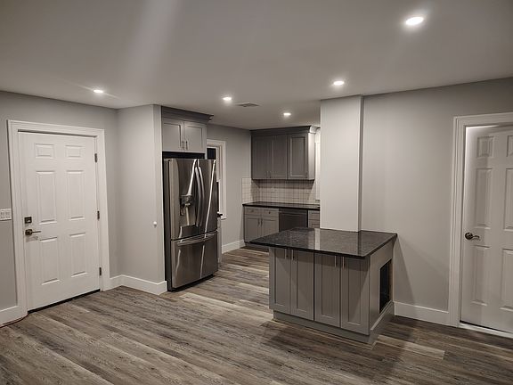 2nd image of 107 Fournier Cres
