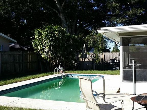 5th image of 2104 Lauren Dr