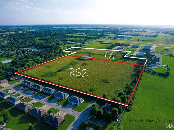 Heidi Rd, Lebanon, MO 65536