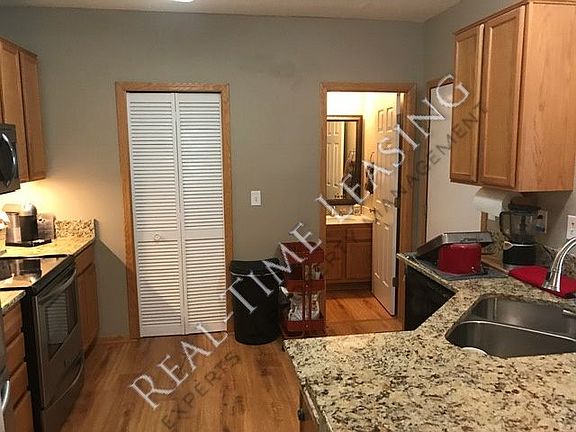 4th image of 15095 Dunwood Trl