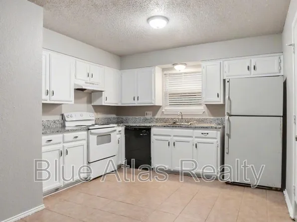 2511 W Prairie St, Denton, TX