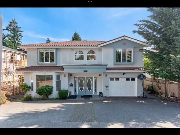 4326 Rumble St, Burnaby, BC V5J 2A1