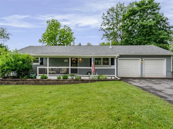 205 Garrett Dr, Manlius, NY 13104