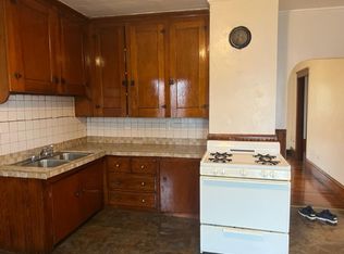 212 Welles St #3, Woonsocket, RI 02895