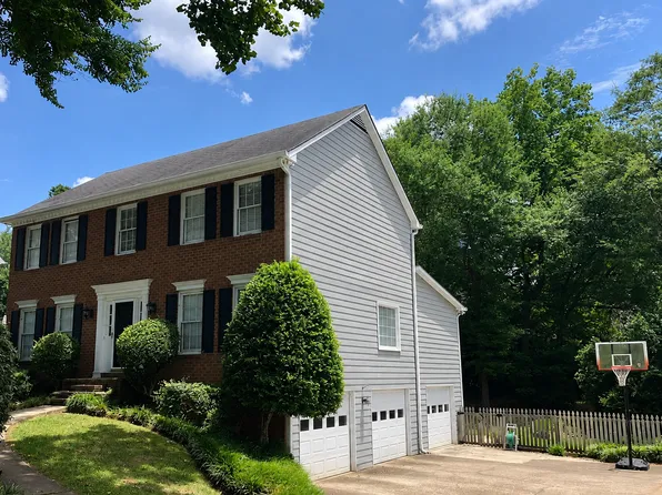 3230 Moss Creek Dr, Marietta, GA 30062