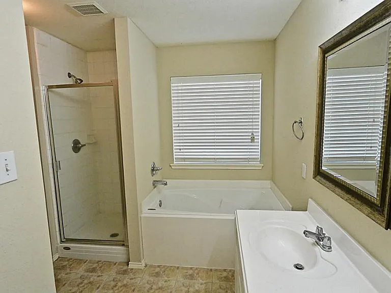 18234 Mayfield Meadow Ln — Photo 7