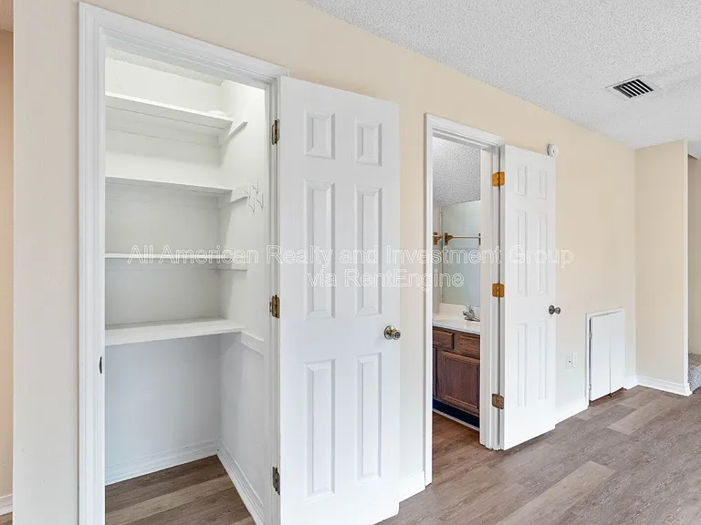 104 Hydac Rd #B — Photo 11