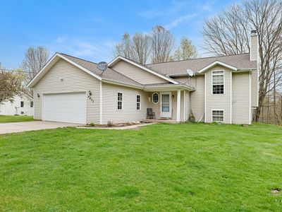 4477 Egner St NE, Cedar Springs, MI, 49319