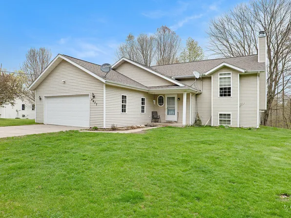 4477 Egner St NE, Cedar Springs, MI 49319