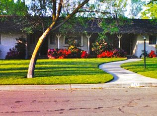 1345 E Loftus Ln, Fresno, CA 93710