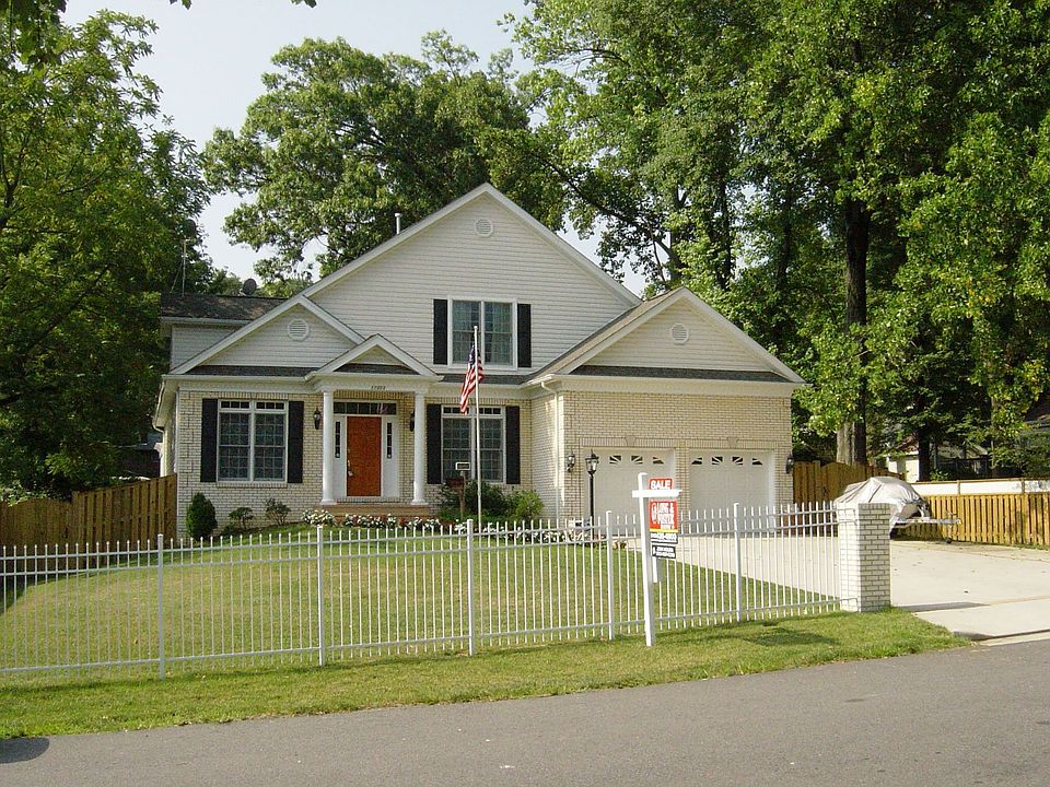 Luxury Home in Fairfax