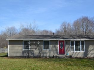 1082 W McConnell Ct, Midland, MI 48640