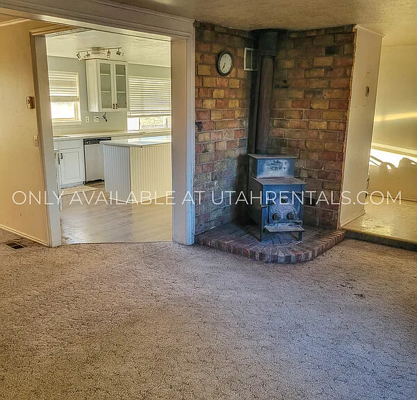 5162 S 800 W — Photo 15