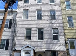 400 1st St APT 2, Jersey City, NJ 07302