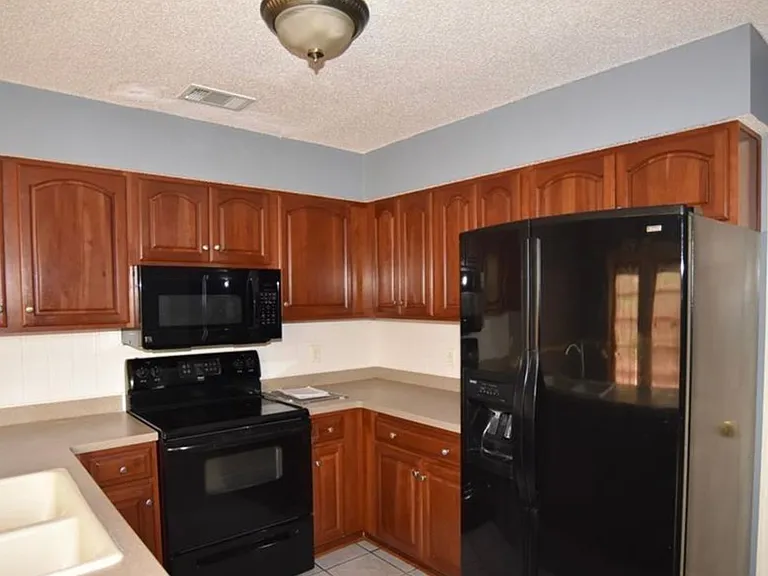 130 Shady Hill Cir — Photo 4