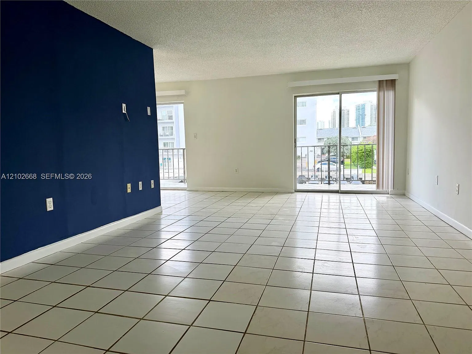Caribbean House Condo — Photo 3