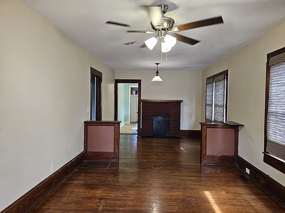 4th image of 306 E Atwater Ave