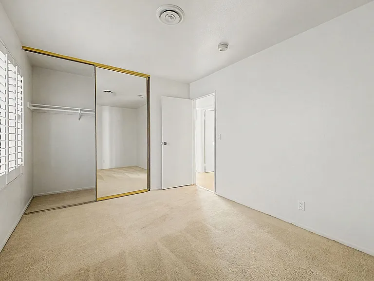 3159 Bel Air Dr — Photo 15