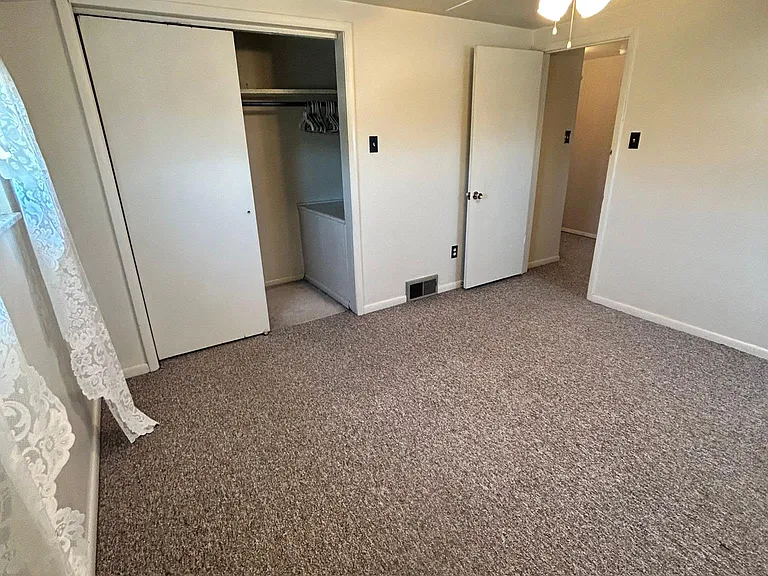 1737 Garfield St #B — Photo 8
