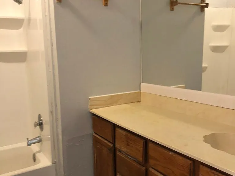 1147 Cornwell St — Photo 9