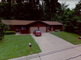 114 Christine Dr, Shiloh, IL 62221