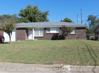 9605 Harmony Dr, Midwest City, OK 73130