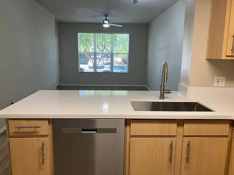 de Tolosa Ranch Apartments — Photo 25