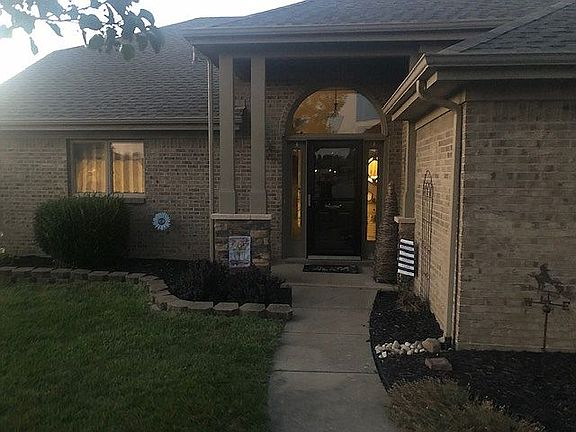 2nd image of 9722 Robert Ct