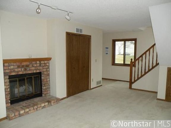 4th image of 8649 Maplebrook Pkwy N