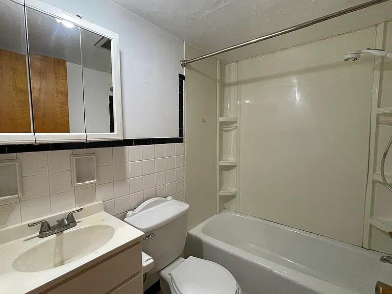 218 Lexington Ave #1 — Photo 5