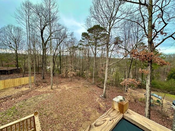 3013 Highgate Ct, Dalton, GA 30721