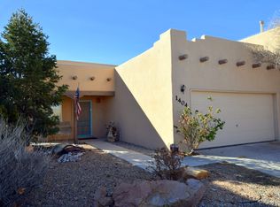 1404 Vista Monte Dr NE, Albuquerque, NM 87113