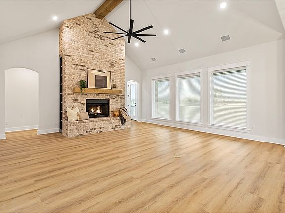 4th image of 7436 Garrison Creek Dr